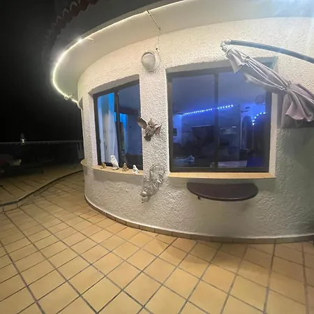 Casa, Chalet, Piscina, Barbacoa Tatil Evi *